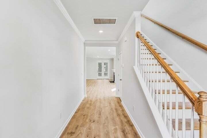 108 Brant Dr - Photo 3 of 30