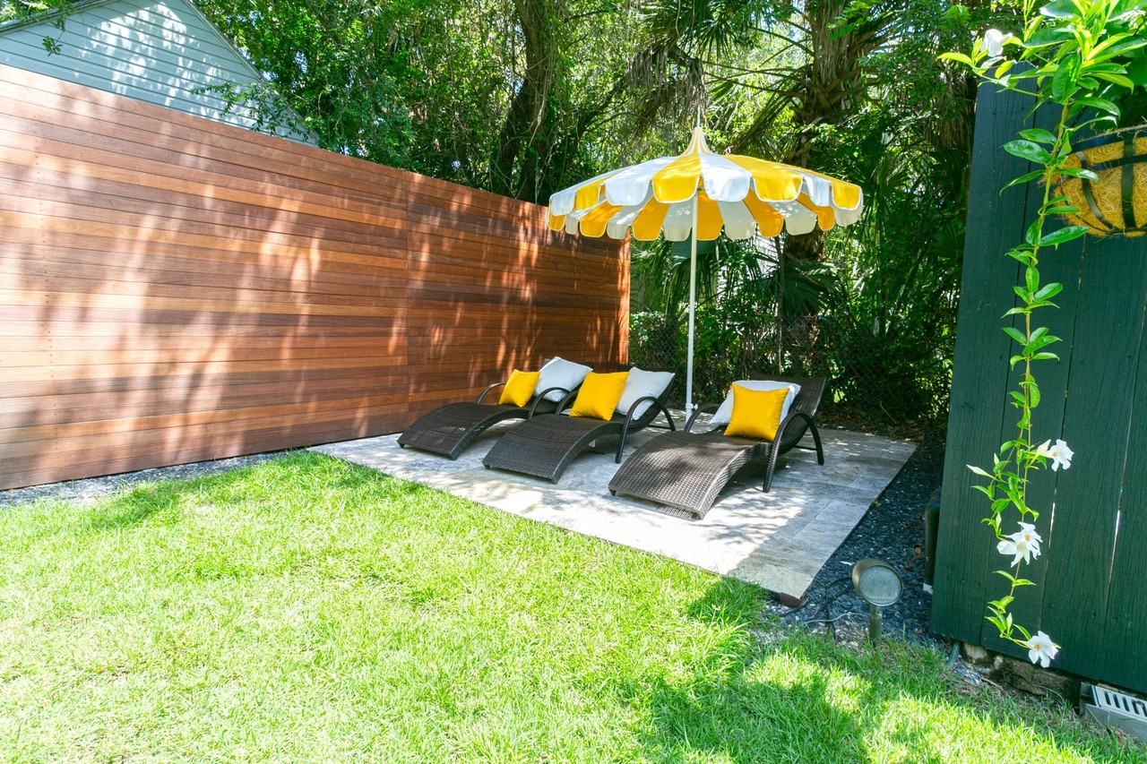 2262 Ion Ave - Photo 5 of 50