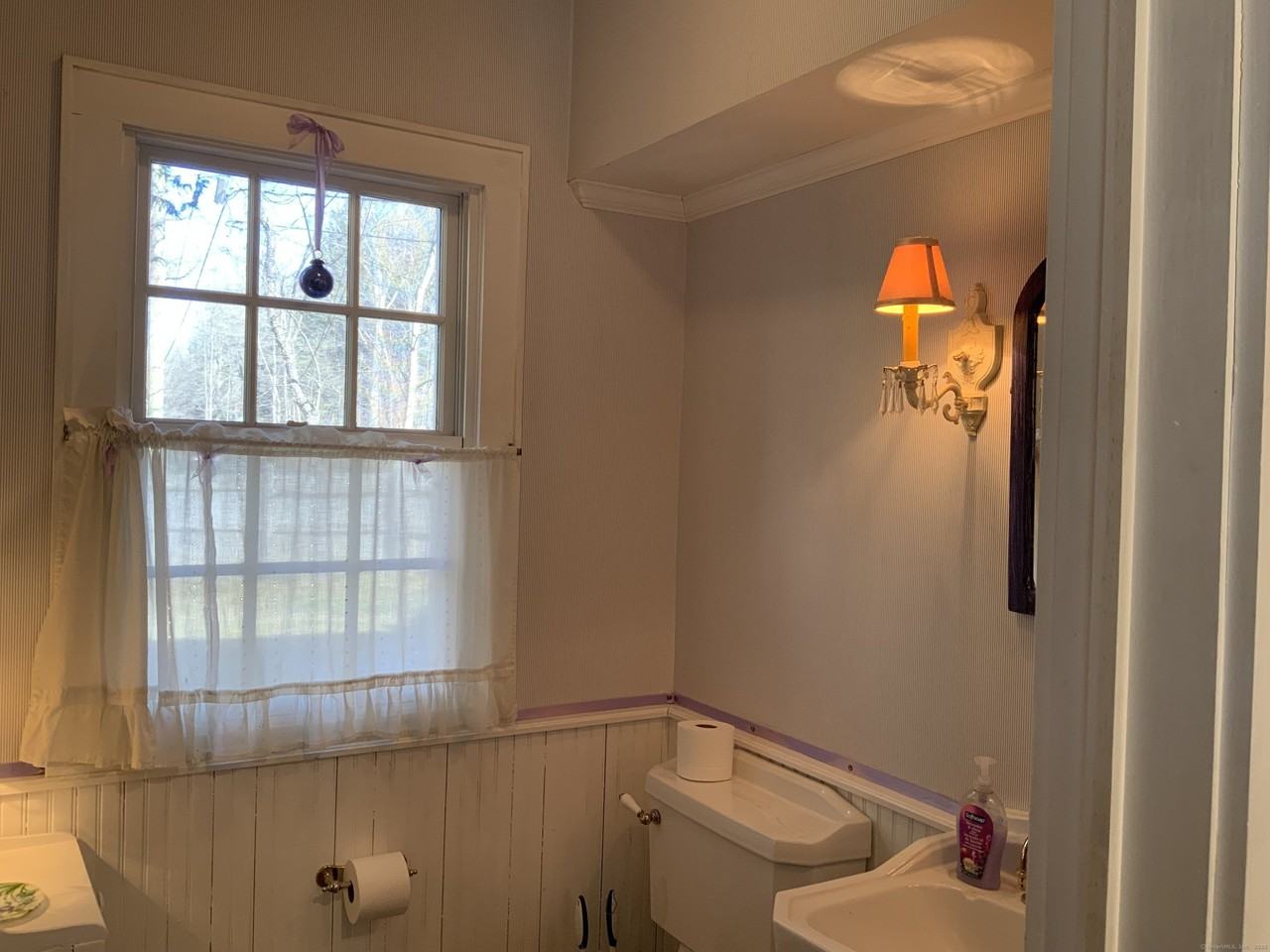 45 Old Redding Rd - Photo 7 of 35