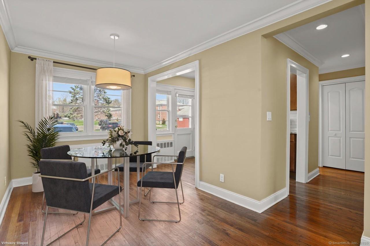 236 Glenbrook Rd Unit 13a - Photo 3 of 14