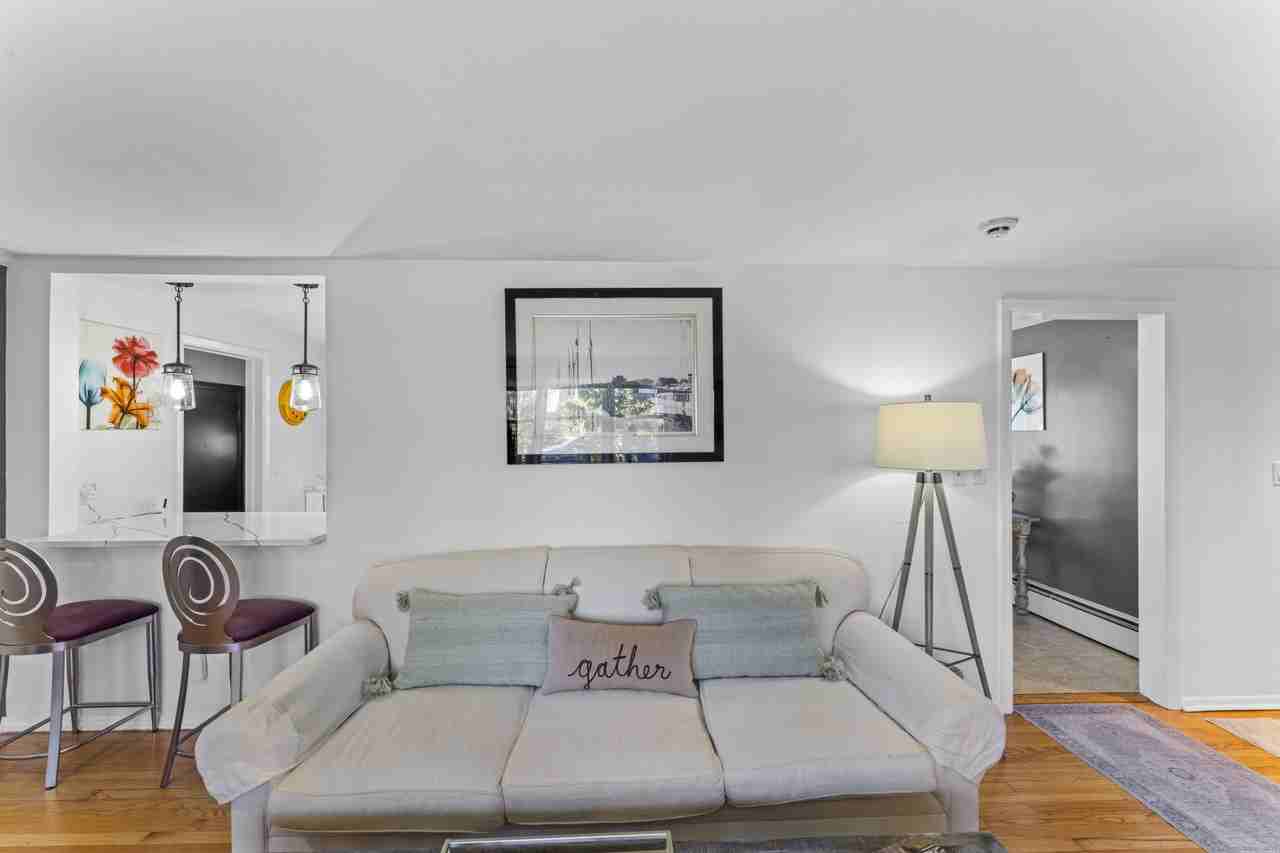 88 Dean St #1 - Photo 3 of 33