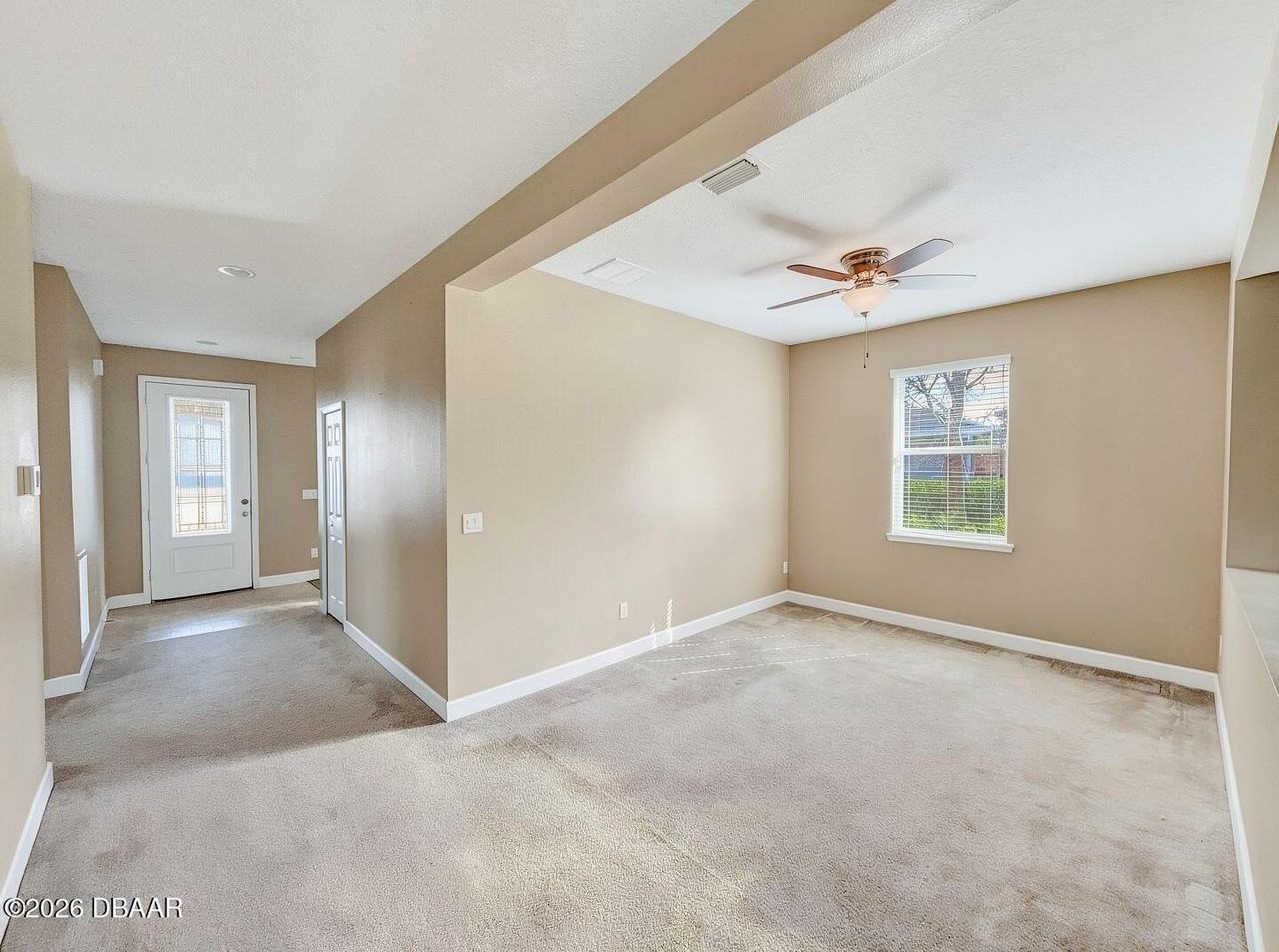 409 Grande Sunningdale Loop - Photo 6 of 20