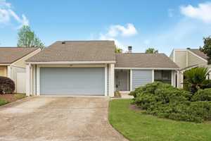 featured image of 319 Latrium Cir