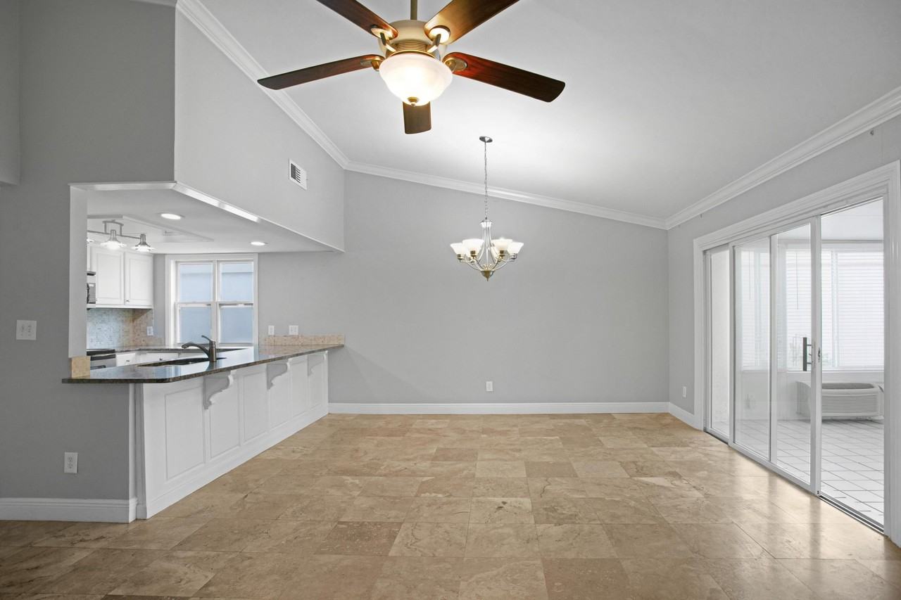 319 Latrium Cir - Photo 5 of 25