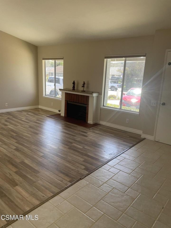 659 Flaming Star Ave - Photo 3 of 38