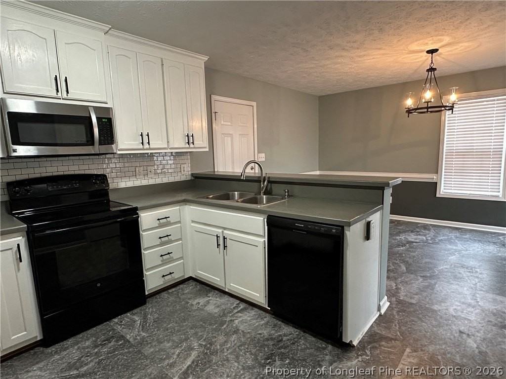 3411 Hill St - Photo 6 of 26