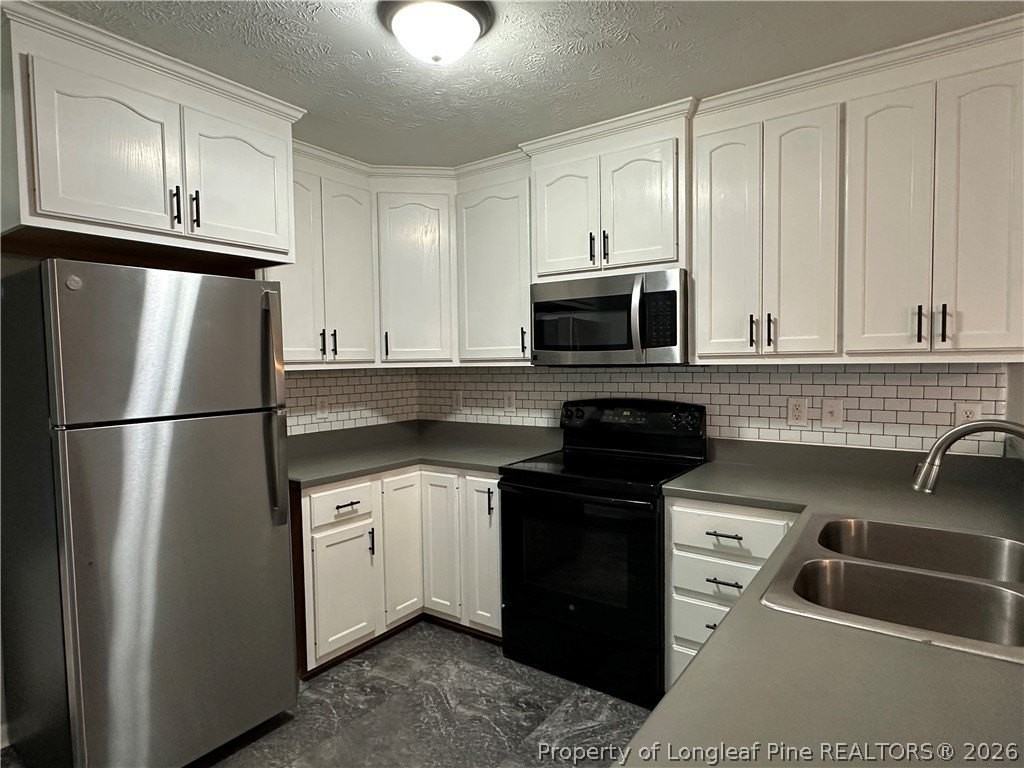 3411 Hill St - Photo 7 of 26