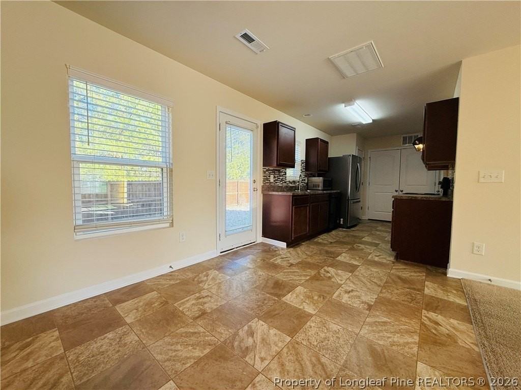 522 Jernigan St - Photo 4 of 20