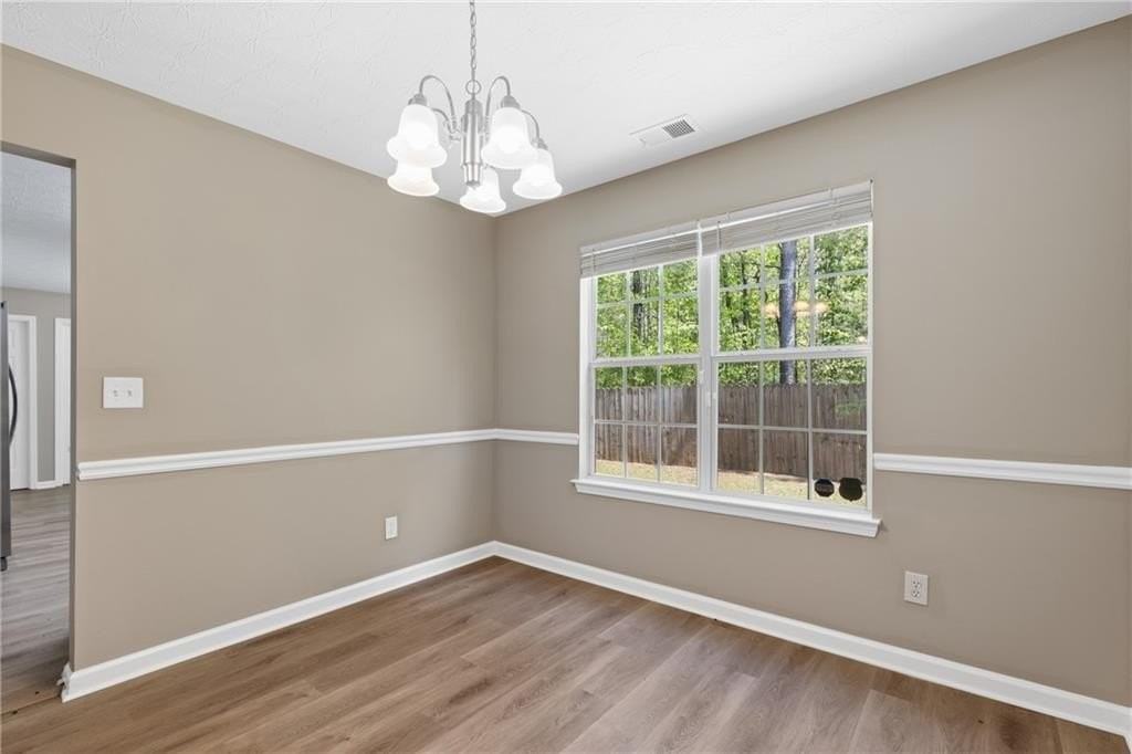 3228 Diamond Blf - Photo 6 of 37