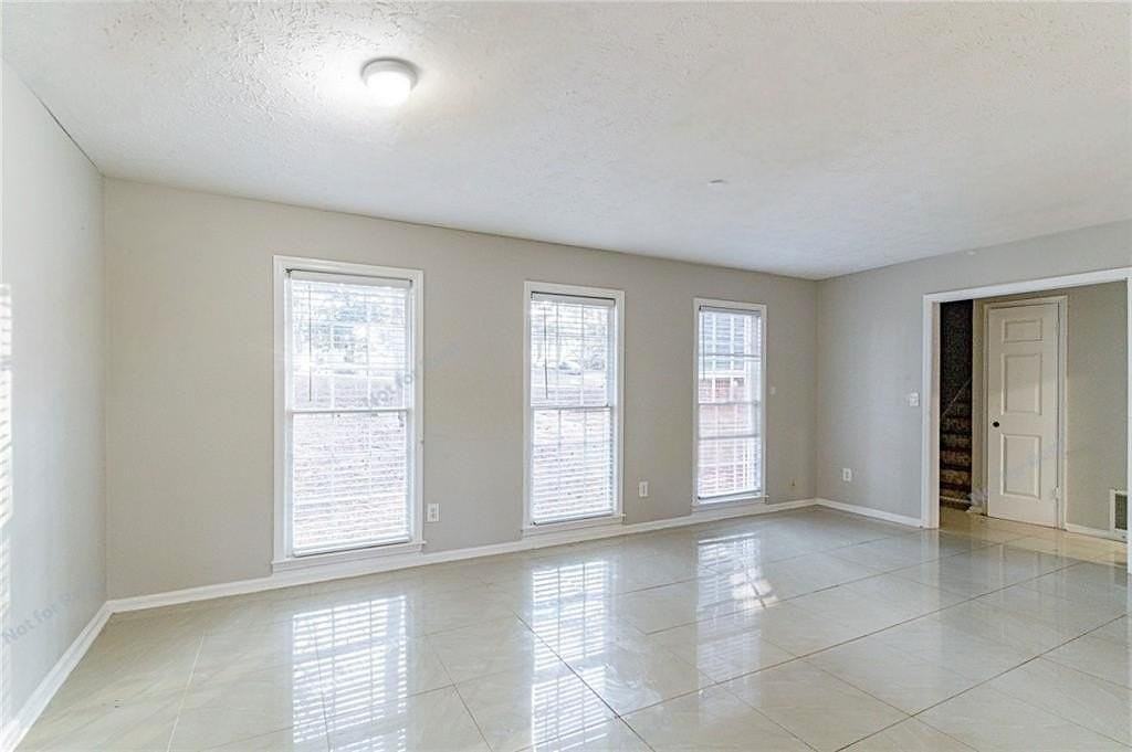 392 Harmony Grove Rd - Photo 6 of 25