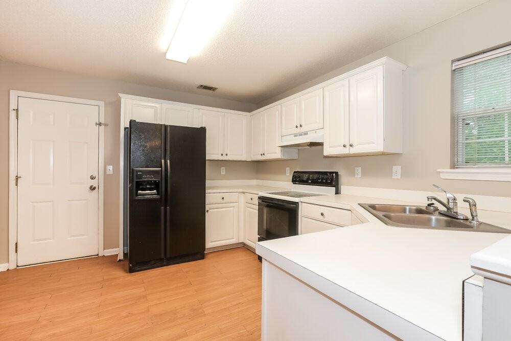 774 Fernstone Trl - Photo 7 of 17