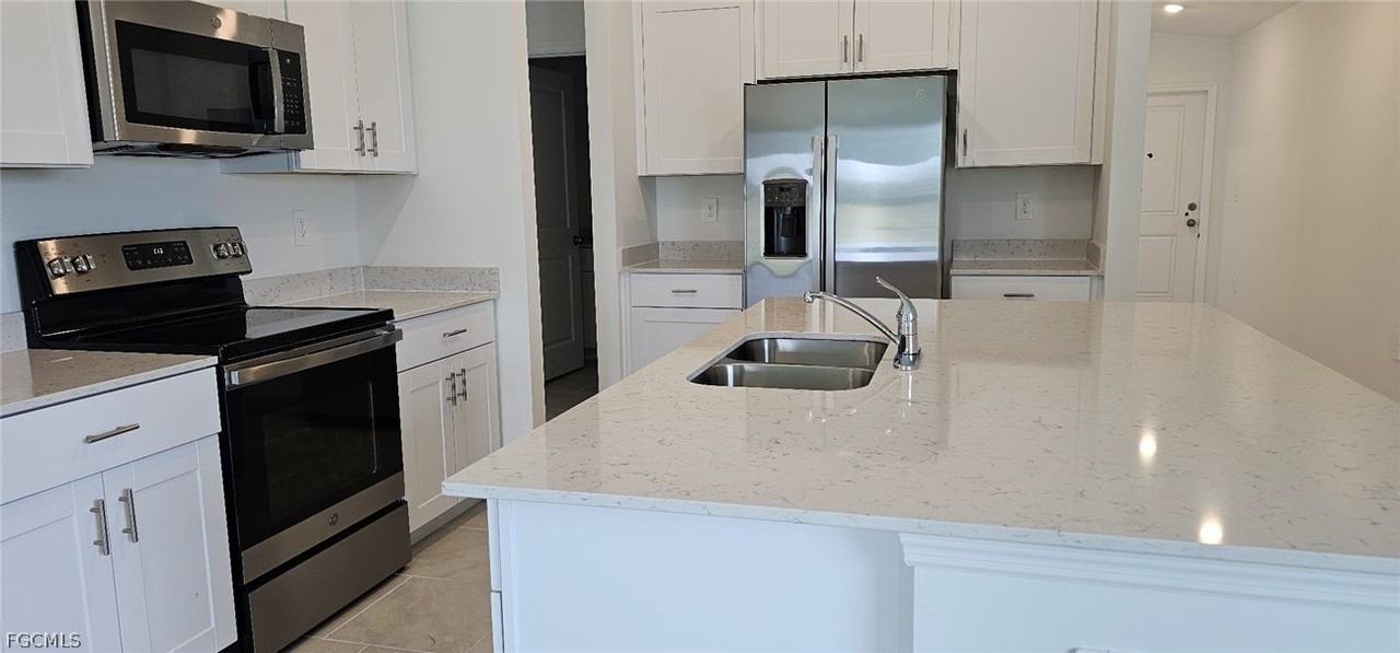 20291 Caroline Creek Pl - Photo 3 of 19