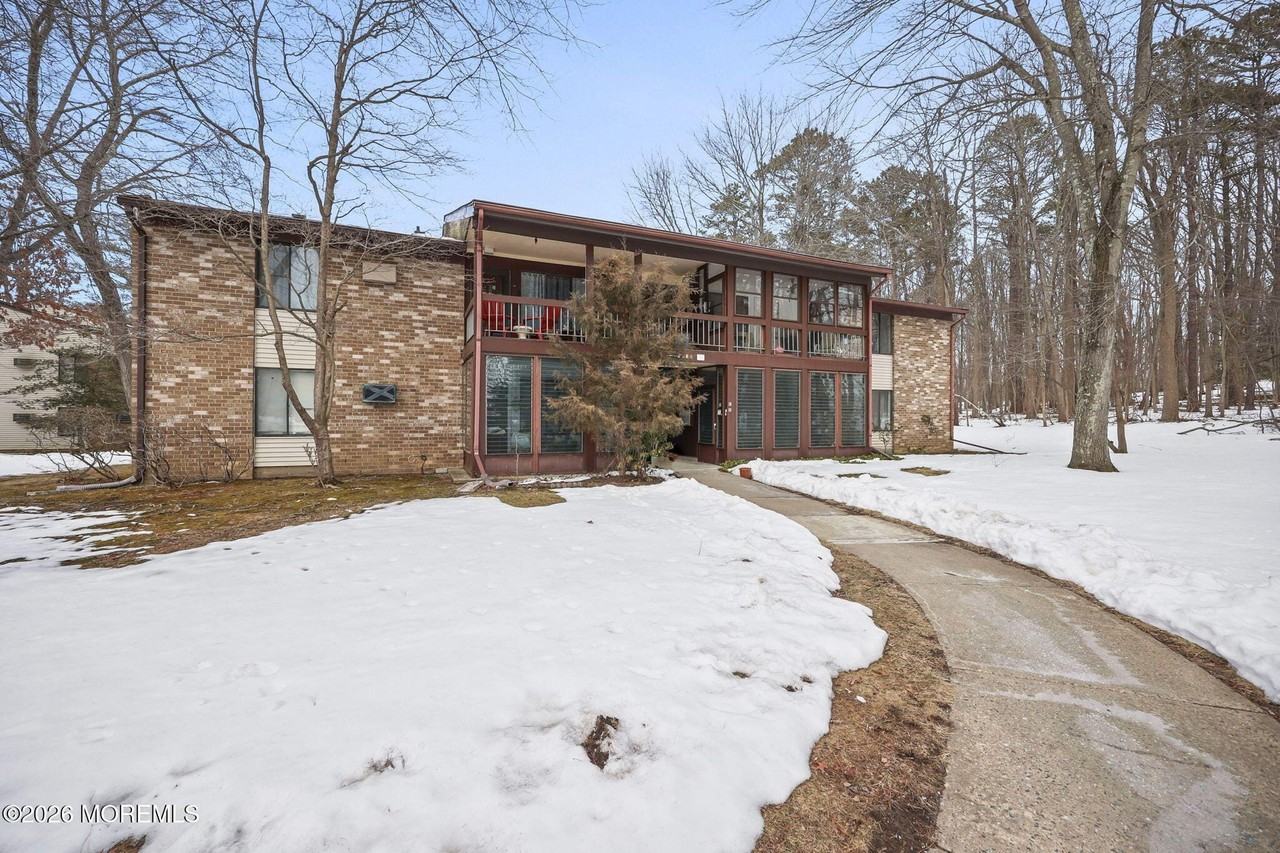 110 Amberly Dr #A - Photo 2 of 19