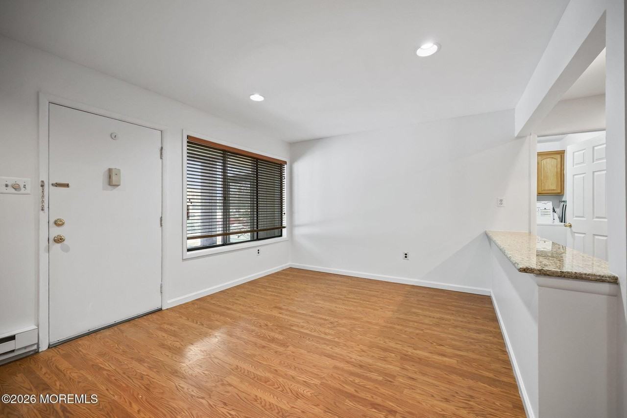 110 Amberly Dr #A - Photo 6 of 19