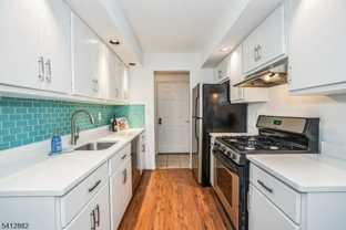 15 Kensington Rd - Photo 1 of 1