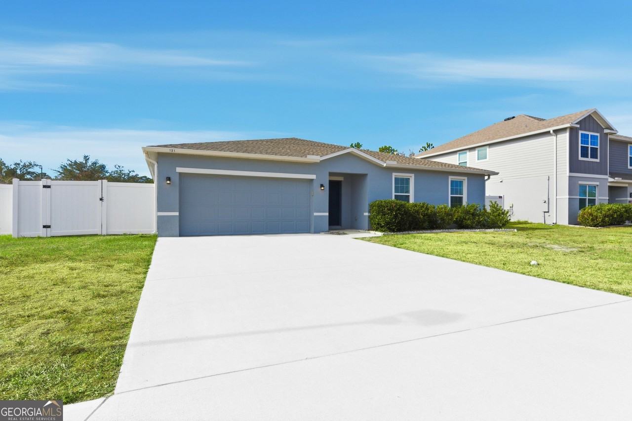 131 College St - Photo 2 of 31