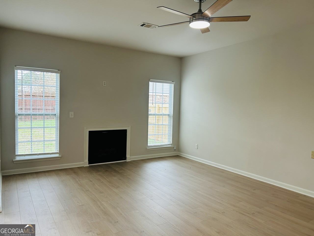 11 Rockcress Ct - Photo 5 of 28