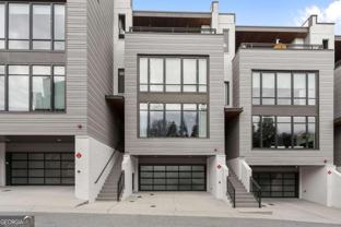 906 Lenox Blvd Ne - Photo 1 of 1