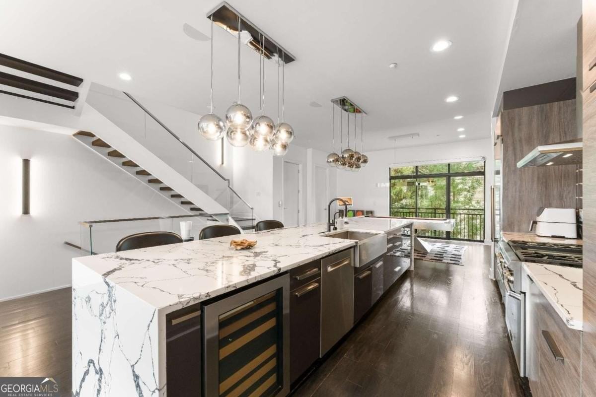 906 Lenox Blvd Ne - Photo 7 of 42