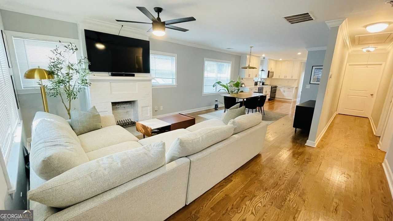 2507 Ryne St Nw - Photo 3 of 15