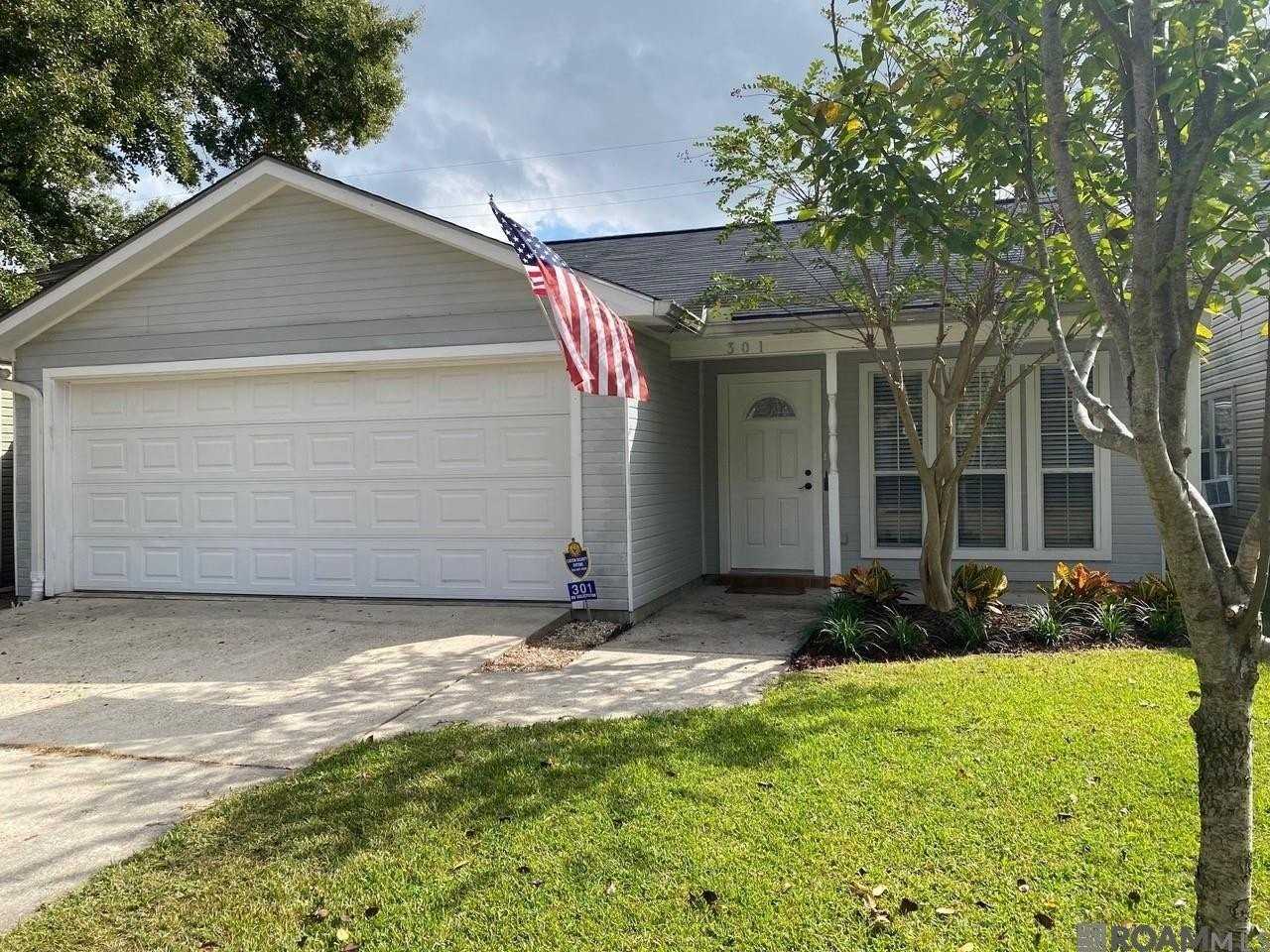 301 Misty Creek Dr - Photo 2 of 24