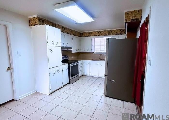 1310 Aster St - Photo 2 of 7