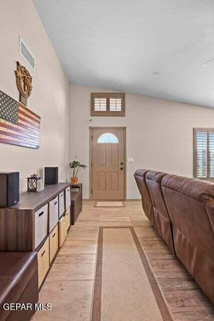 1917 Tim Foster St - Photo 3 of 23