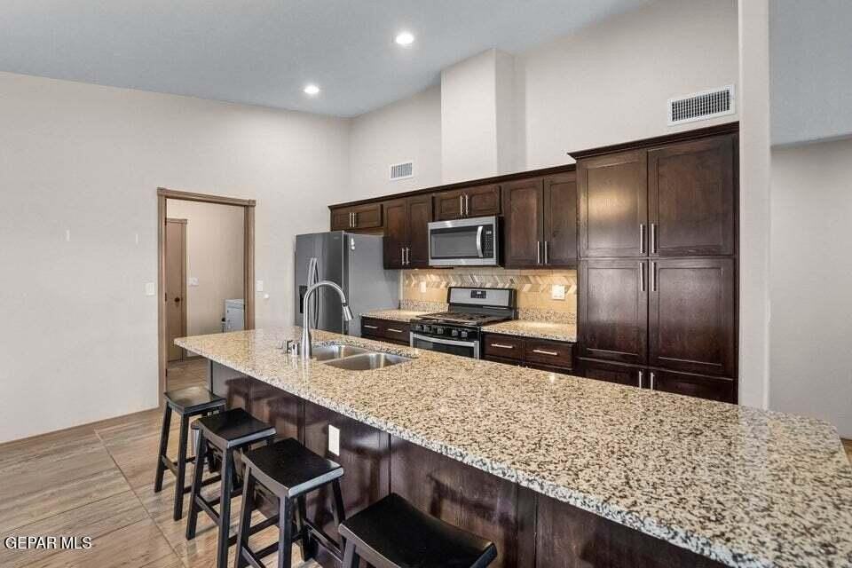 1917 Tim Foster St - Photo 7 of 23