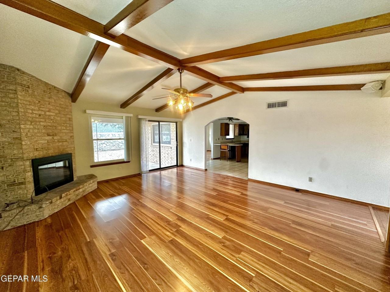 4540 Croton Cir - Photo 6 of 33