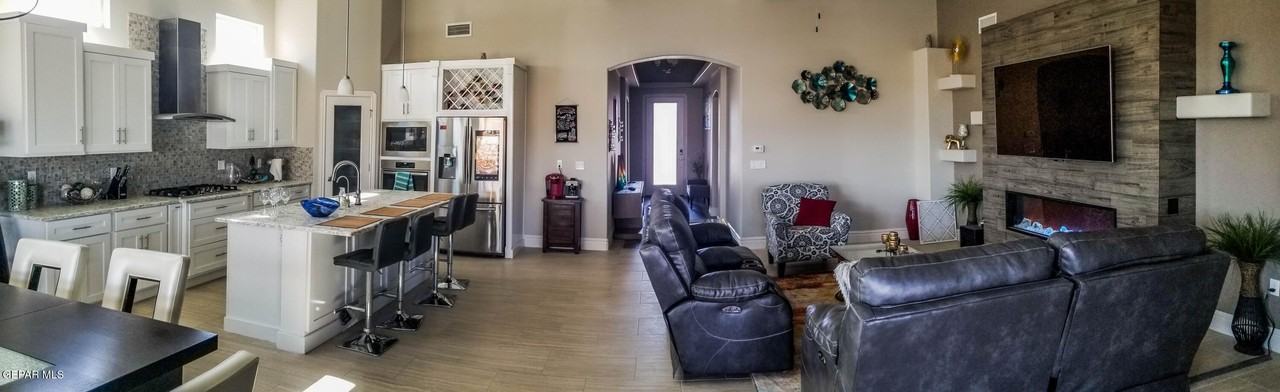 3008 Bob Beamon St - Photo 7 of 8