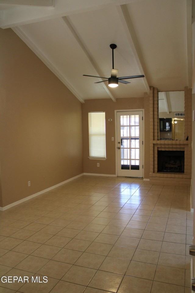 3120 Voss Dr Apt A - Photo 4 of 27