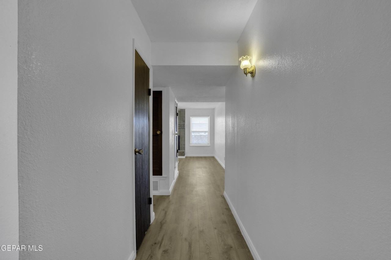 3452 Tascosa St - Photo 4 of 27