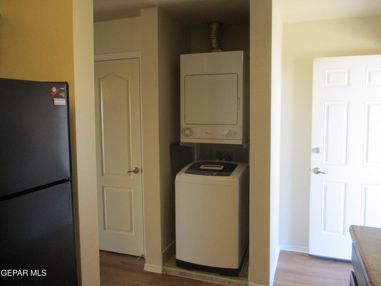 14313 Gil Reyes Dr Unit A - Photo 7 of 29