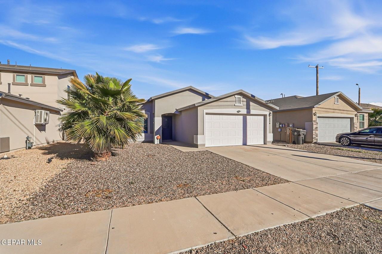 1004 Aircoupe Way - Photo 6 of 32