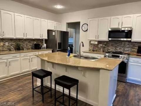 1417 Danielle Rebecca Ave - Photo 2 of 43