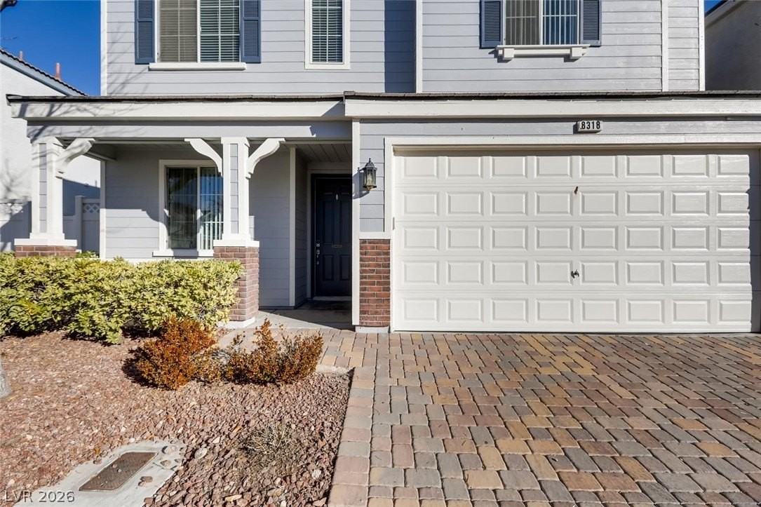 8318 Hampshire Bay St - Photo 4 of 28