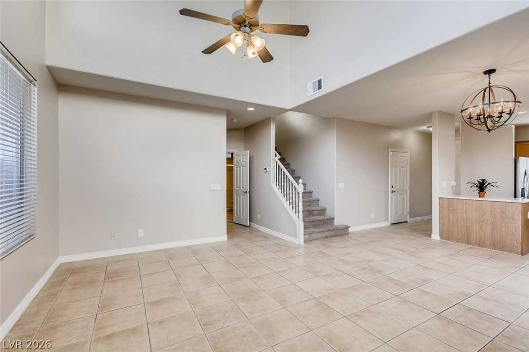 8318 Hampshire Bay St - Photo 6 of 28