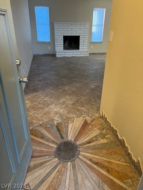 5035 Hayward Ave - Photo 4 of 16