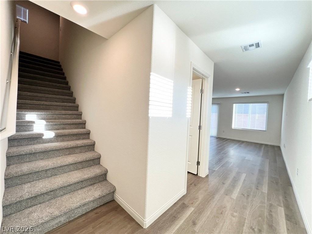 2625 Dahlia Falls Ave - Photo 4 of 50