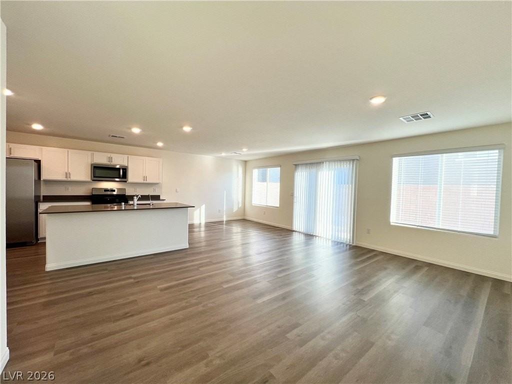 2625 Dahlia Falls Ave - Photo 6 of 50