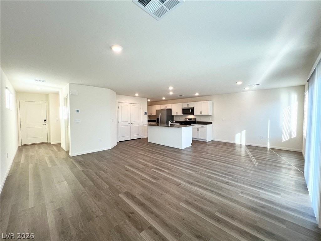 2625 Dahlia Falls Ave - Photo 7 of 50