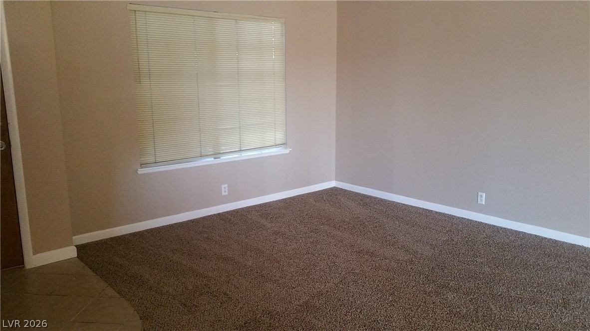 1745 Mount Hood St #NA - Photo 5 of 22