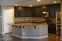 3013 Camino Sereno Ave - Photo 4 of 16