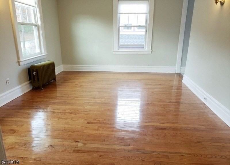 821 Bloomfield Ave #2 - Photo 4 of 9