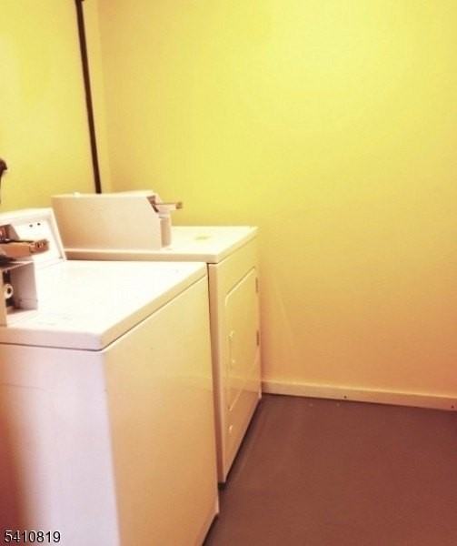 821 Bloomfield Ave #2 - Photo 7 of 9