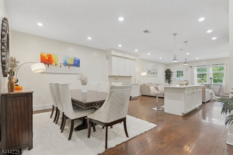 61B Mechanic St - Photo 6 of 33