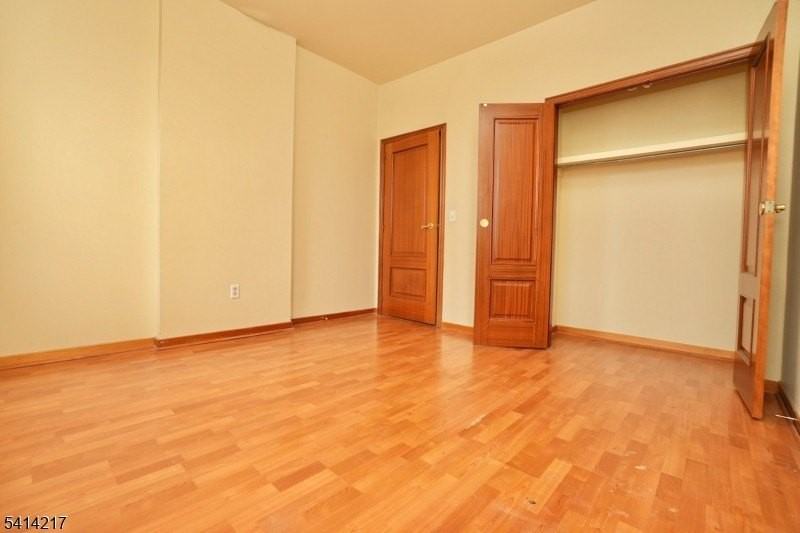 138-140 Fleming Ave Unit 3c #3C - Photo 7 of 11