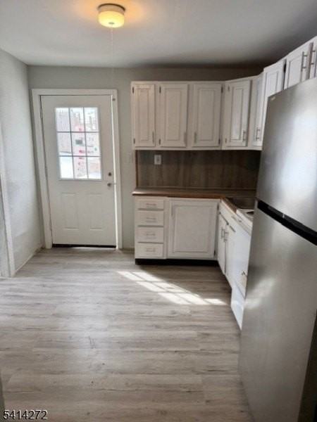 8 Center St - Photo 2 of 9