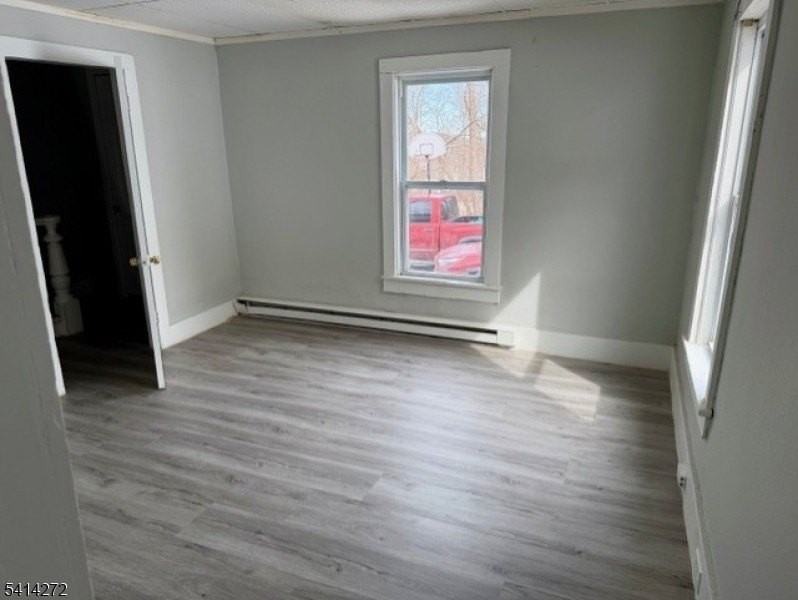 8 Center St - Photo 3 of 9