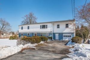 featured image of 10 Cardinal Ln